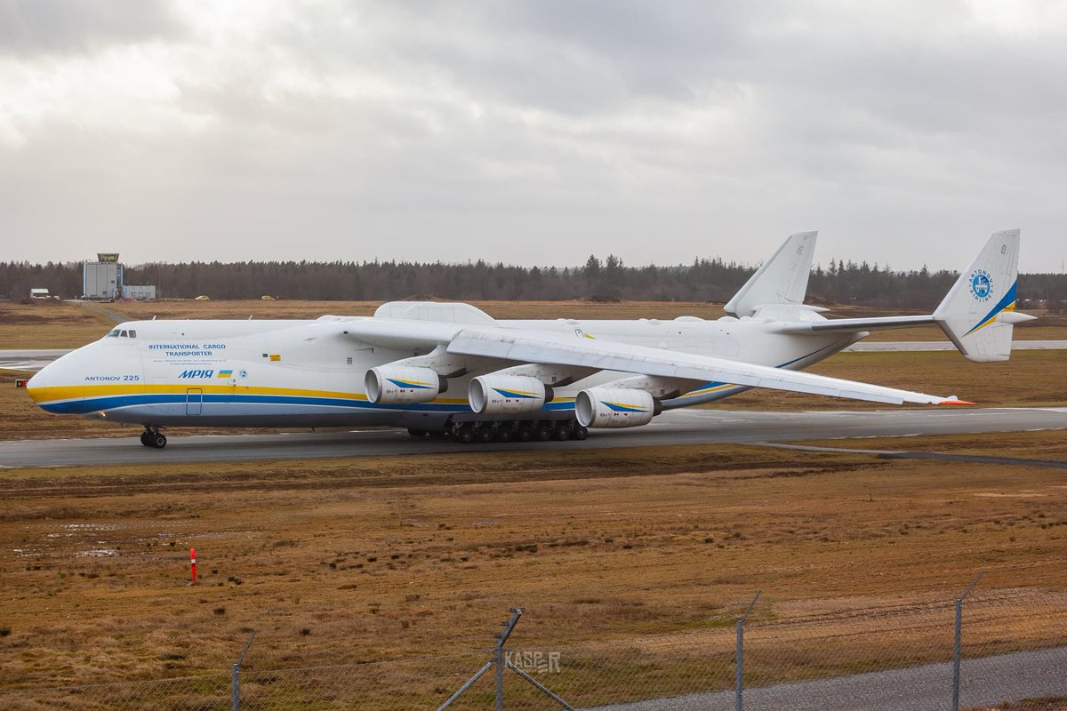 kaskastoft's tweet photo. @Ukraine Glad I saw it on the last flight from Billund Denmark! Rest in peace you beautiful giant!😭🇺🇦 https://t.co/0h4yjZo3li
