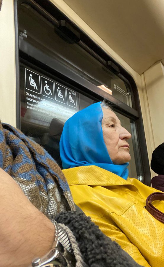 Moscow underground. Sometimes the act of resistance doesn’t have to be loud or bold, it just has to be. #Ucrania #Ukraine #Kyiv #Kiev #SlavaUkraini