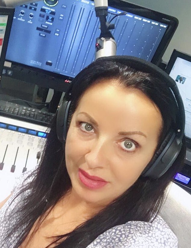 Gnight classical crossover fans 👋🏻👋🏻 
Thanks for listening #globalfamily 🤩

See you next Sunday at 6 for more @ClassicalXOvr4U sounds here on @SoundRadio1031 🎶⭐️
Jannie x