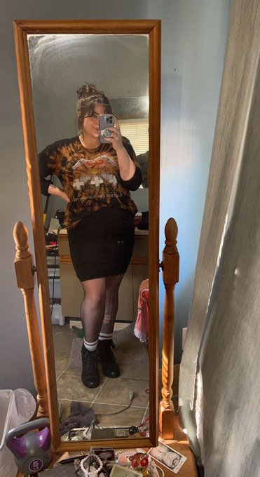 I love how hot I am ✨ https://t.co/btlQ3B6skB<a href="/tag/cumtax"class="tags"><span>#cumtax</span></a><a href="/tag/rtgame"class="tags"><span>#rtgame</span></a>