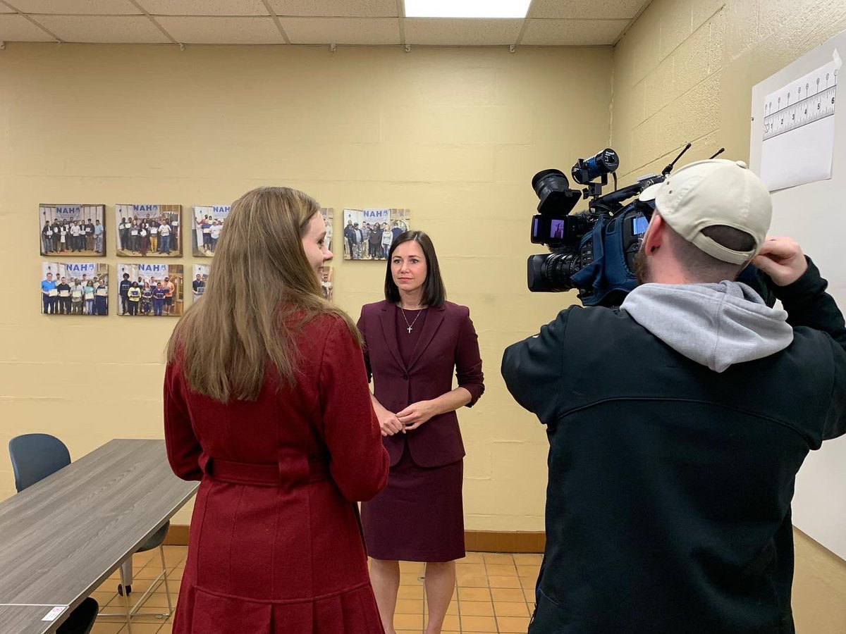 I was happy to tour the North Alabama Homebuilding Academy and see the great work they’re doing to help Alabamians learn in-demand skills and ultimately land good-paying jobs! 

Innovative job and skills training programs are key to Alabama’s future. #alsen #AlabamaFirst