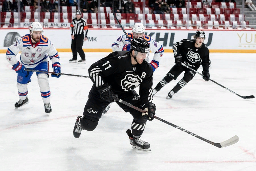 шведов игрок салават юлаев. трактор 1 4 финала.