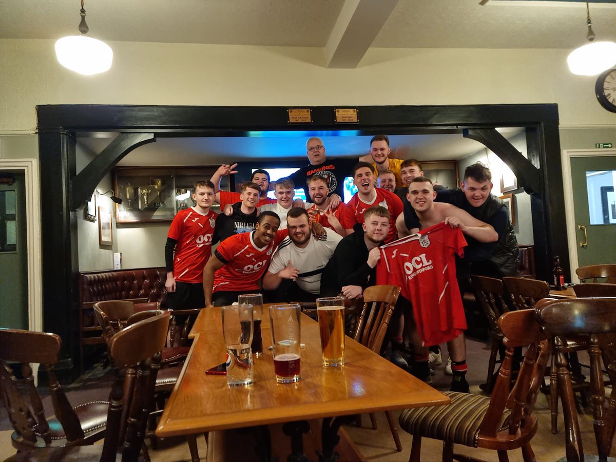 I know we aren’t all here but these lads and the rest who aren’t here are absolutely top class gotta love these boys❤️