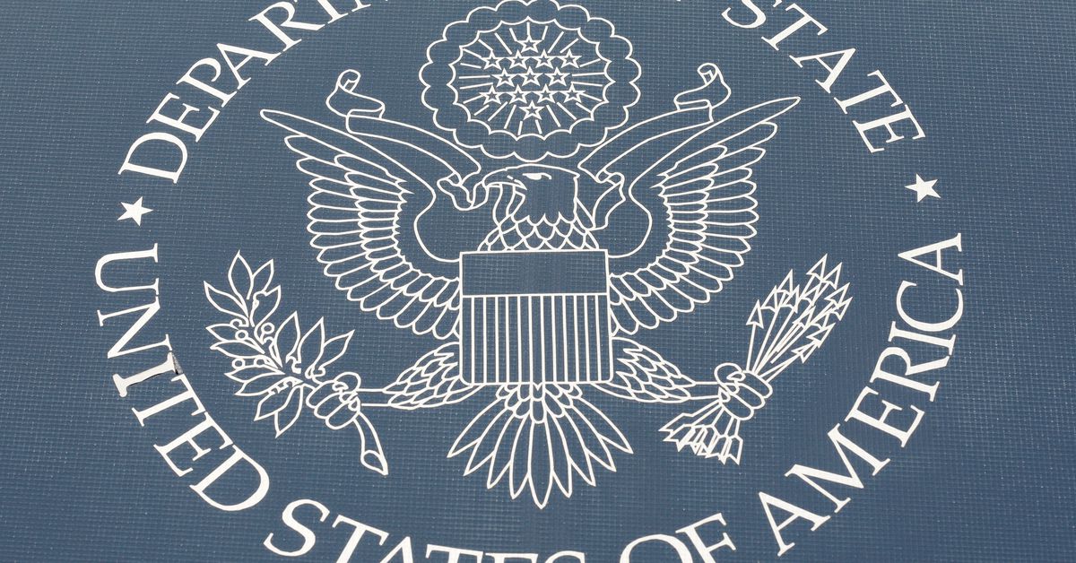 Reuters's tweet photo. U.S. urges its citizens to consider leaving Russia immediately https://t.co/s48CMc2EM5 https://t.co/q8nVg5rHCz
