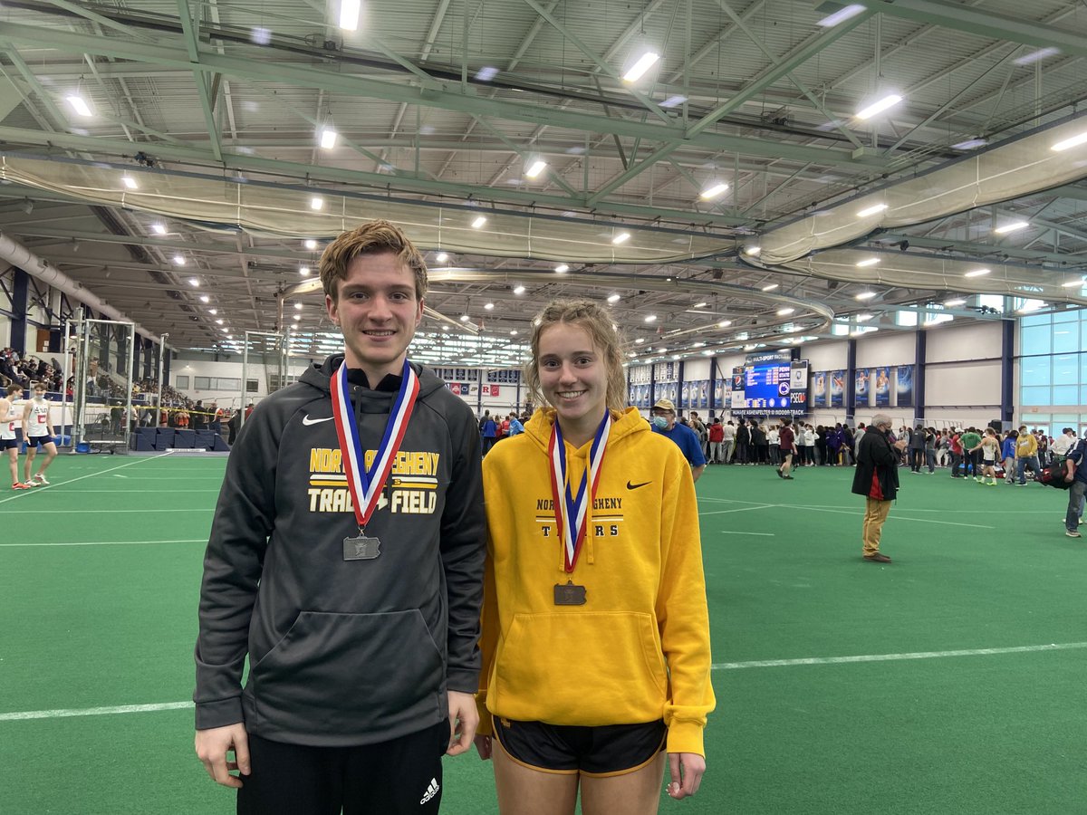natigerstrack's tweet photo. Congratulations to Scott and Rachael, your #NATF medalists at #Ptfca championships! #penntrackxc https://t.co/71vhCeS83k