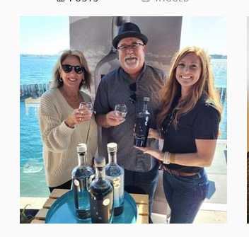 RichCookOnWine's tweet photo. @MauricesCru @SDWineChallenge "Best Mezcal" winner at @SDWineChallenge  IZO Spirits' Mezcal Joven. Enjoyed at Tequila Fest 2022 at @Coasterra.   https://t.co/otyVbx7ecI 
See all award winners at https://t.co/QXjdNqOa83 https://t.co/PjVJOsa5Ft