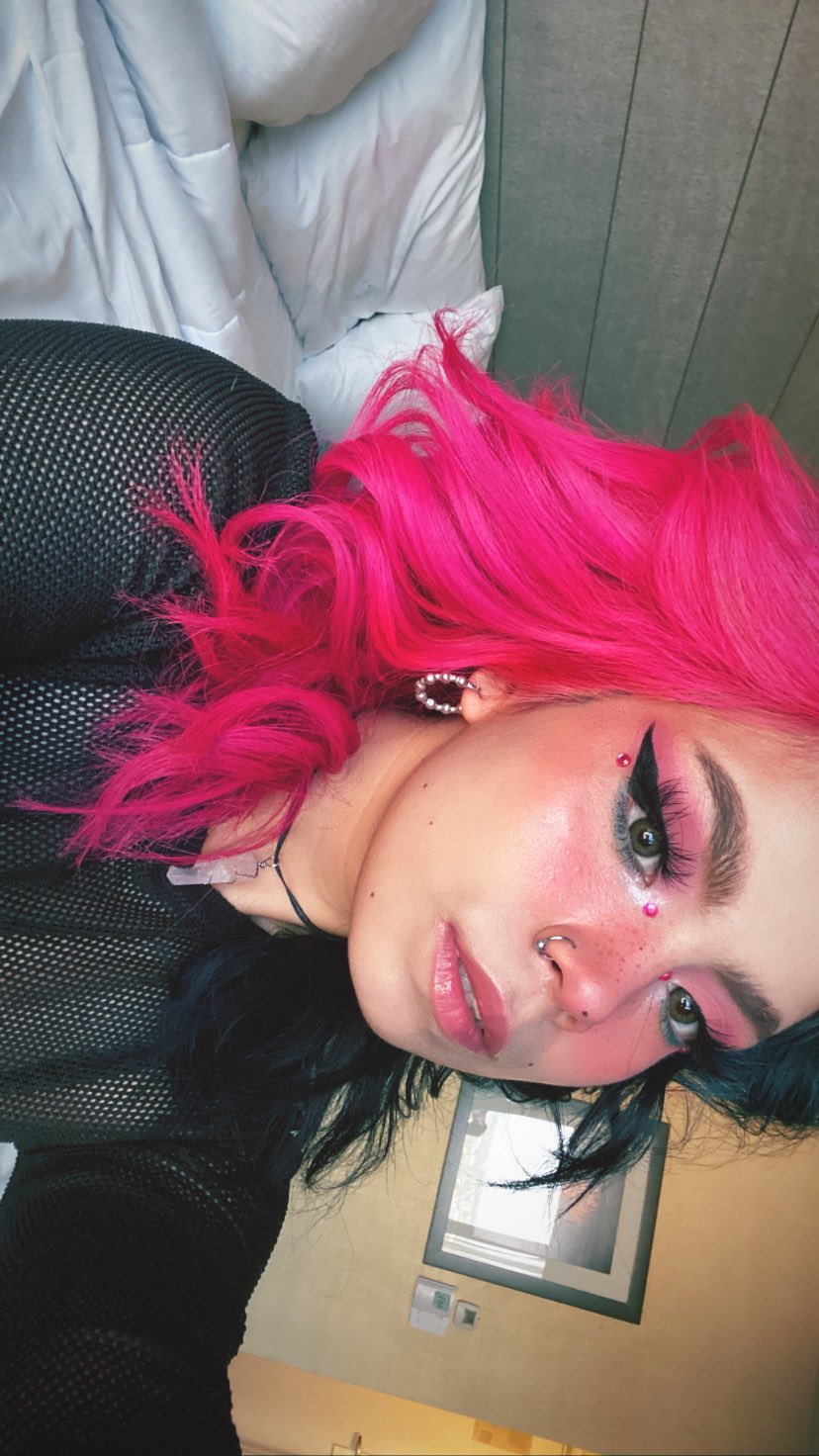 ✨✨✨🤪 https://t.co/0HcgwPmWci