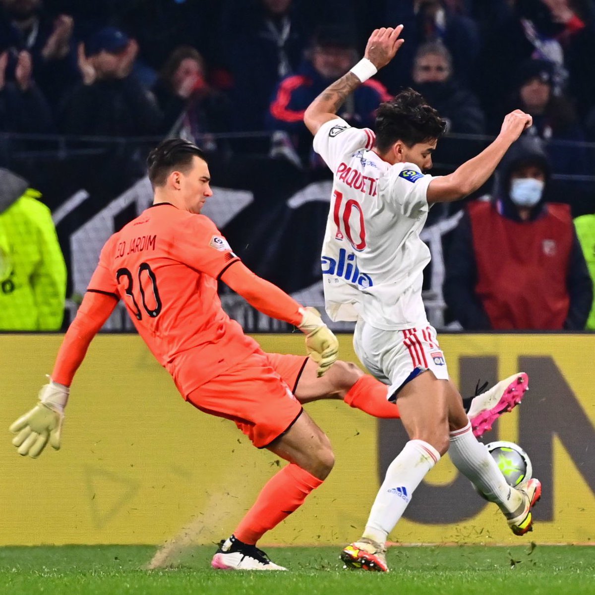 Café du Commerce OL tweet media