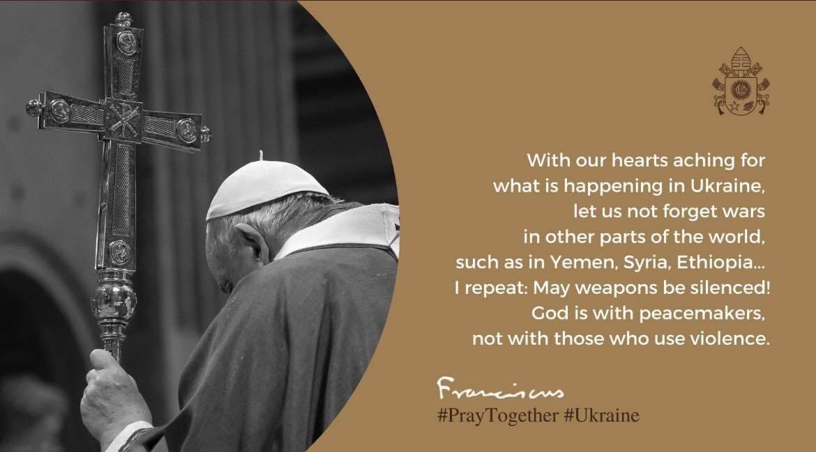 HC_4C's tweet photo. Students @HolyCrossBury remember the Chapel is open as usual for quiet prayer and especially if you want to light a candle for peace at this time. There are also prayers for Ukraine in there that you can read #PrayForUkraine #PrayTogether #peace #NoMoreWar #Ukraine https://t.co/1hhd8fA2bG