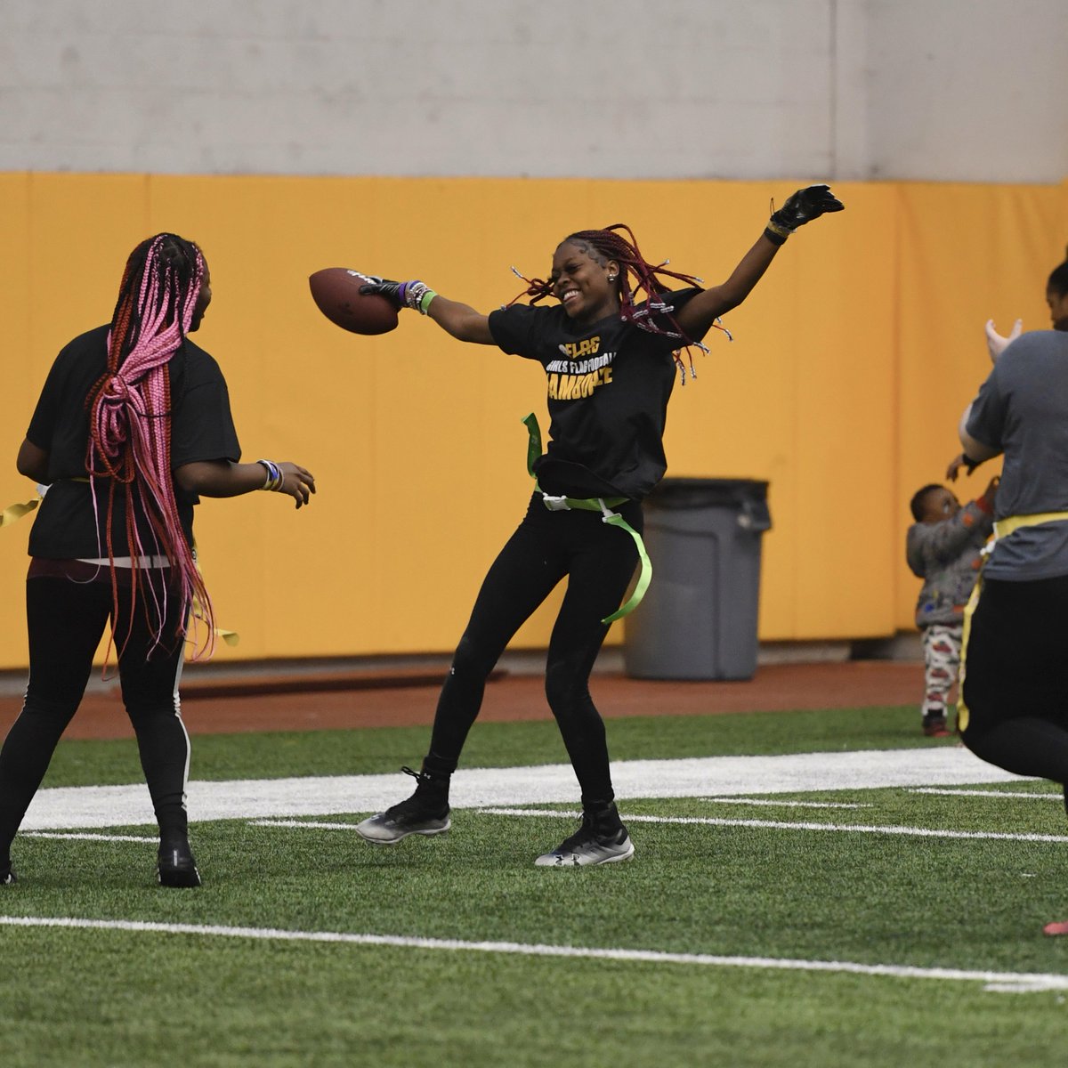 SteelersYouthFB's tweet photo. Out here having fun 🙌

@NFLFLAG | @nflplayfootball https://t.co/MM3aGKGT4W