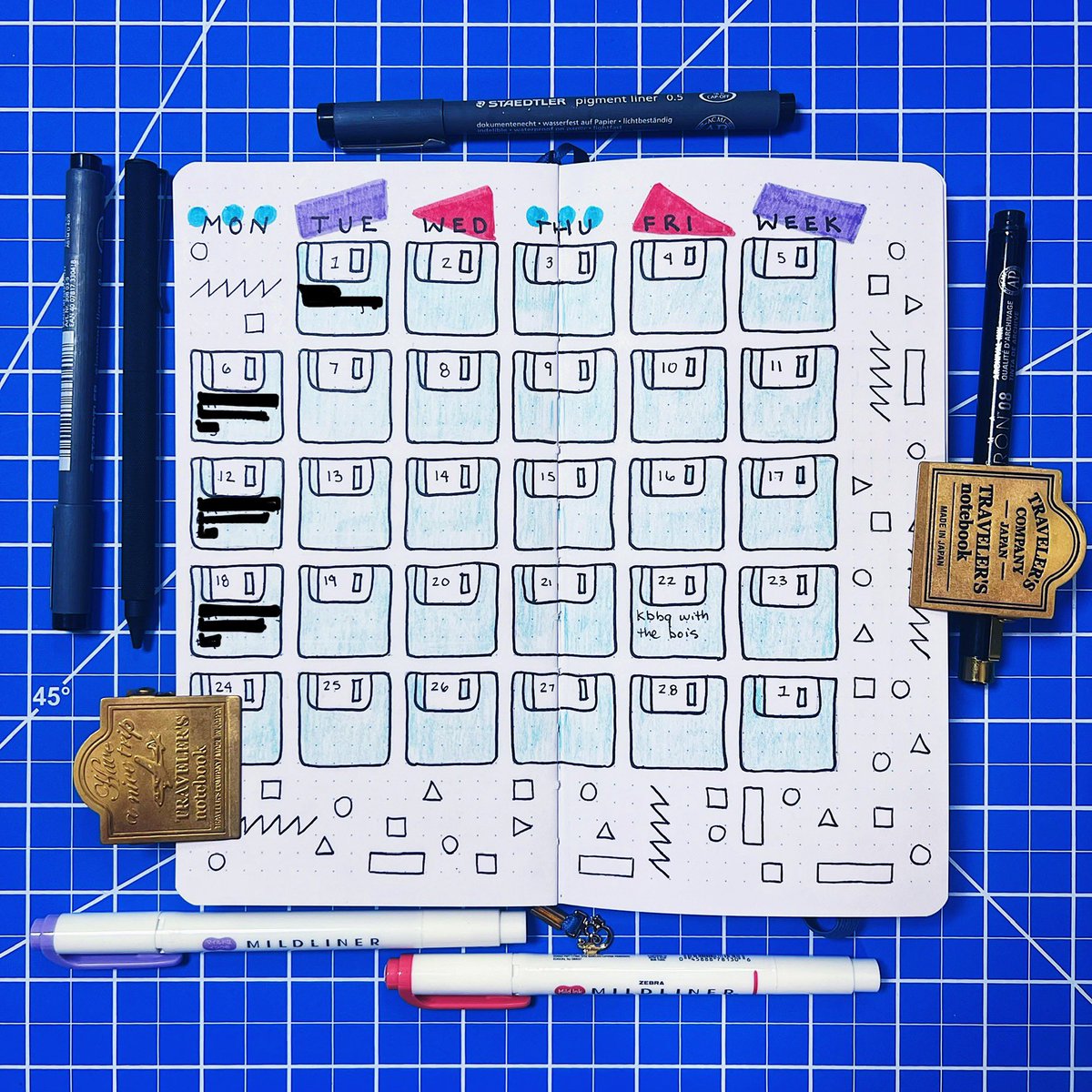 Thatjournalguy's tweet image. My February Monthly View! Floppy Disks! #bulletjournal #bujo #stationery 💾💾🤓