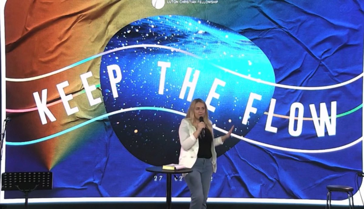 RevMikeNicholls's tweet photo. Great word from Beki today at #LCF Luton #KeepTheFlow 🌊 https://t.co/fk053TgeD5