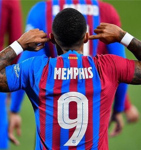 افتتحها "ابوميانغ" بكل براعة👌🏻

ثم أشرك تشافي ؛
-ديمبلي
-اوك دي يونغ
- ممافيس ديباي

ليزلزوا الكامب نو بالرباعية 🔥🔥🔥🔥

هذا برشلونة الذي عرفناه والذي عهدناه
❤️💙👌🏻👏🏻

#برشلونة_بلباو
#برشلونة_اتلتيك_بلباو