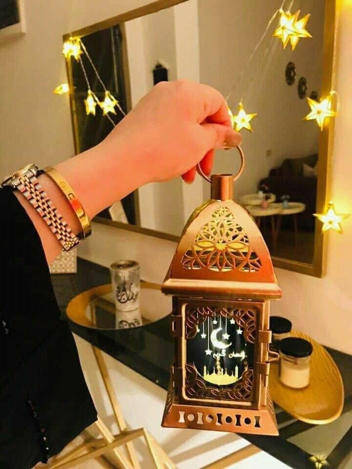اوشك شهر رجب علي الانتهاء 🌙
اللهم لا تخرجنا من ايامه إلا وقد رضيت عنّا ، وغفرت لنا ذُنوبنا ، وفرّجتَ هُمومنا ، واصلحتَ أحوالنَا ، وشَفيتَ مرضانا ، ورحَمت موتَانا ، وفَتحْت لنا أبواب الرزق والخَير ..
_اللهم بلغنا رمضان ونحن فى أحسن حال ❤ 🌙
