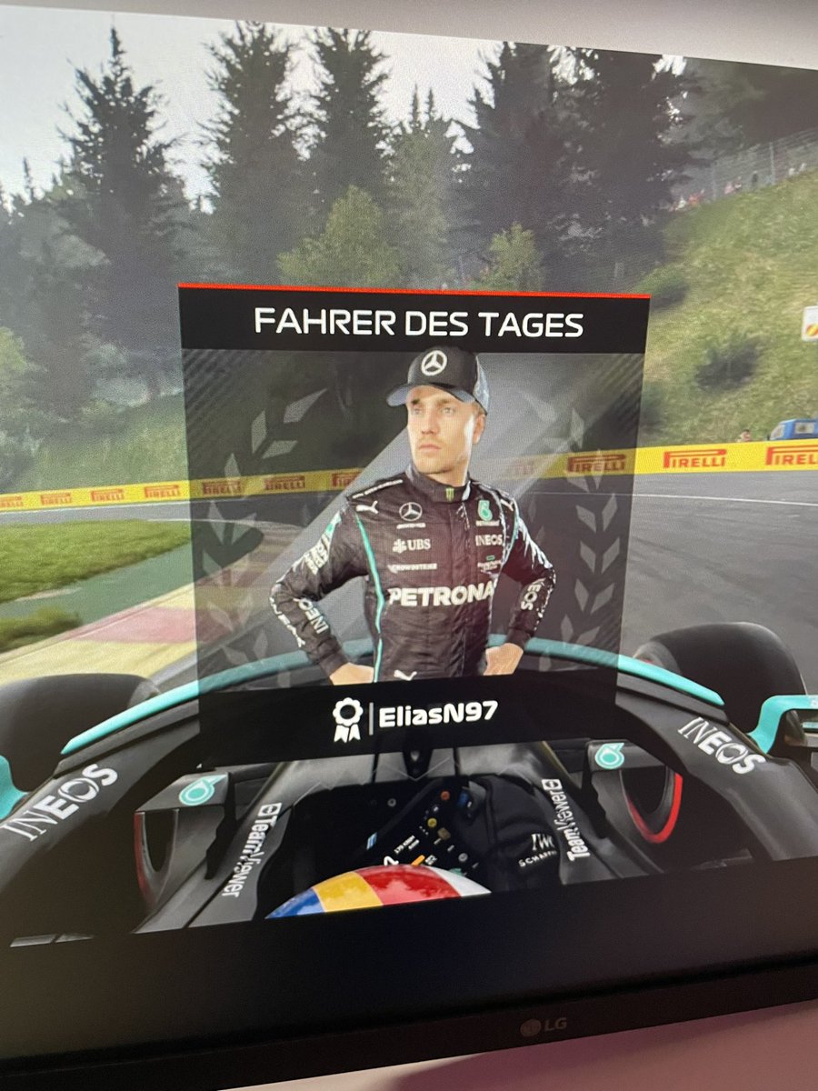 Elias Nerlich tweet media