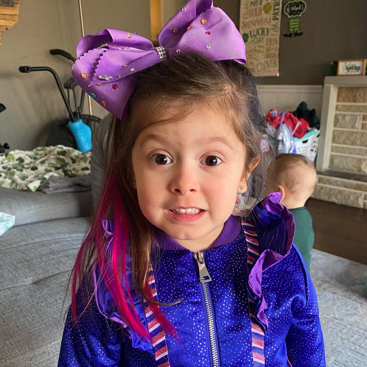 AKriesen's tweet photo. This little #siwanator is ready for her first ever concert— going to see @itsjojosiwa in the CLE! So stoked!  ❤️ 🧡 💛 💚 💙 💜 💖 https://t.co/7n9odiIZaf