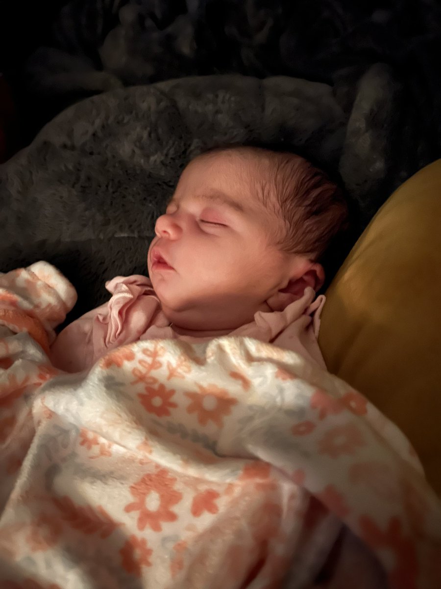 SundayFundayPod's tweet photo. Taking a short break from our normal programming schedule to have a baby >> and make a really high-quality, high-demand video (or two). Stay tuned #baby #musicproduction #protools https://t.co/oU0PnJLLrF https://t.co/ZxbZfYMsg2