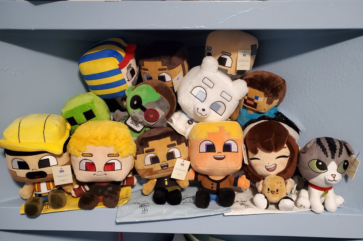Mommajof41971's tweet photo. I need a bigger shelf for when ICandy arrives .....
HERMITCRAFT 
@impulseSV  @TangoTekLP @ZedaphPlays 
Need @theskizzleman also please soon..... https://t.co/8fvHF4ZNqZ