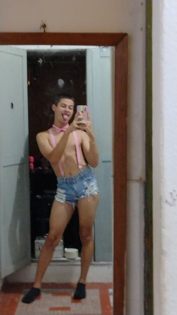 diiniix_'s tweet photo. #lovebylgbtqs gnt nn focou e tá faltando minha orelhinha de coelho kkkkkk https://t.co/ECSOvOc854