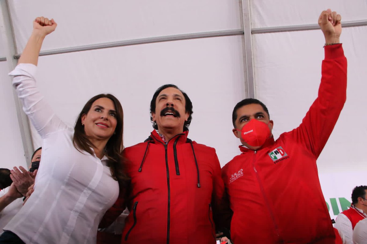 cdeprihidalgo's tweet photo. Segunda Sesión del Consejo Político Estatal en el marco de la celebración por nuestros 93 años.

Hoy decimos con contundencia y convicción que el PRI es uno solo y va unido.

#PRIHidalgo93años https://t.co/IVbKOCJgPr