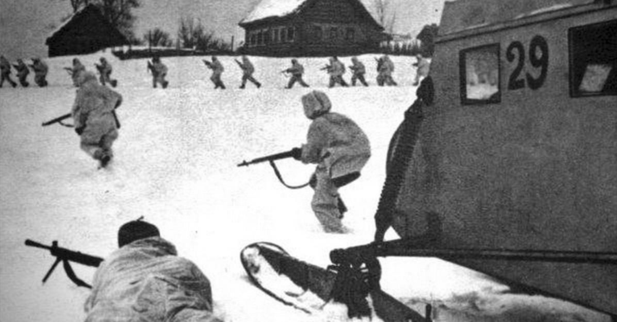 «Никто, кроме нас». 28 февраля 1942, 80 лет назад, десантный корпус под Вязьмой, в немецком тылу, вышел на заданные позиции. 

Информационный проект, который мы делали к 75-летию Вяземского десанта → histrf.ru/collections/vy…