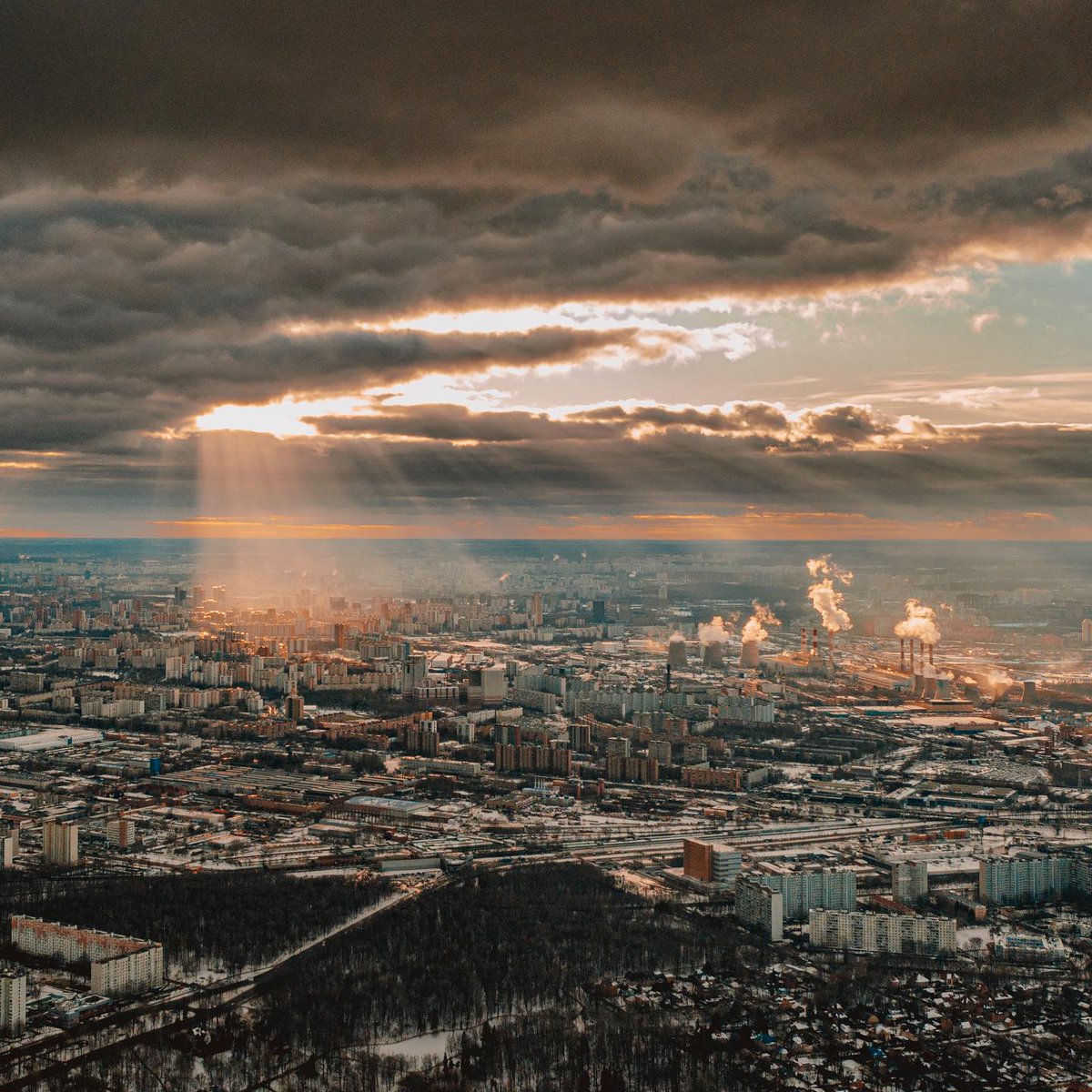 АТМОСФЕРА: ☁️Сегодня будет облачно с прояснениями.
🌡Температура днём 0°

📸 Фото: instagram.com/nikybwd