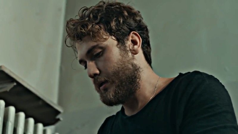 There are no words, there is no time
 I can not anymore

<a href="/Aras_B_iynemli/">Aras Bulut İYNEMLİ</a> #ArasBulutİynemli