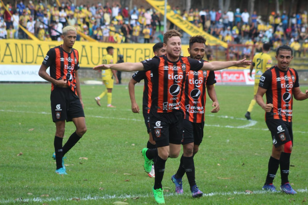 Gracias a Dios por permitirme anotar nuevamente, por el resultado y por el gran esfuerzo del equipo apesar de adversidades a seguir trabajando.