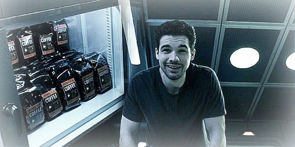 JamesHoldenMT's tweet photo. //
Dear #StarTrek friends, here's a message for you:
Being in love with coffee isn't a bad thing.
Supporting racists and bigots of any kind is.
(I highly recommend to push your block buttons.)
#EnoughEmptyGestures #BlackTrekkiesMatter #FandomForAll https://t.co/y3bTUfHPtr