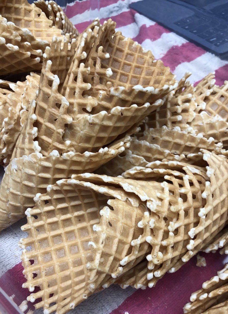 What’s that smell? Homemade waffle cones 👀