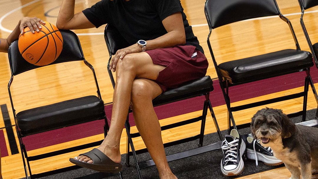 Dawn Staley Reveals What Led to Her Oofos Partnership & More – Footwear News