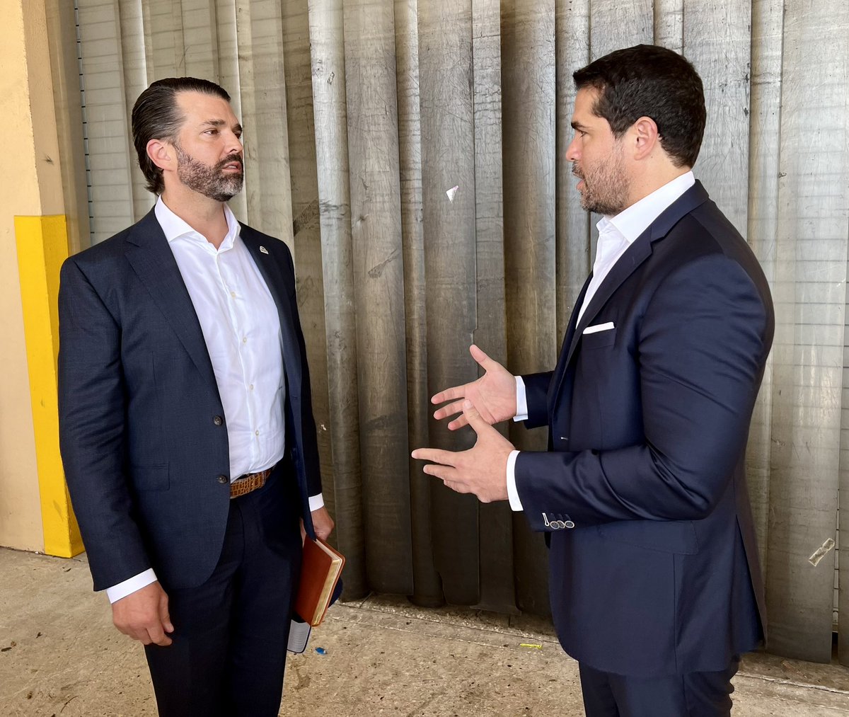 EVerastegui's tweet photo. Gran gusto platicar con @DonaldJTrumpJr  en @CPAC #JuntosSomosMásFuertes @MoVivaMexico https://t.co/vmuF9bR3R3
