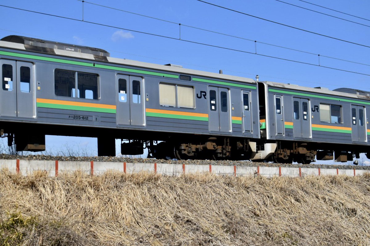 kairin_asuka's tweet photo. 2022/2/28
634M
205系600番台Y12+Y11 
2本しかない元埼京線の原顔がくっついてました。
Y12はHM付きでかなり贅沢な組み合わせ。
引退まであと11日
原顔8連またありますかね… https://t.co/otxcEysImN