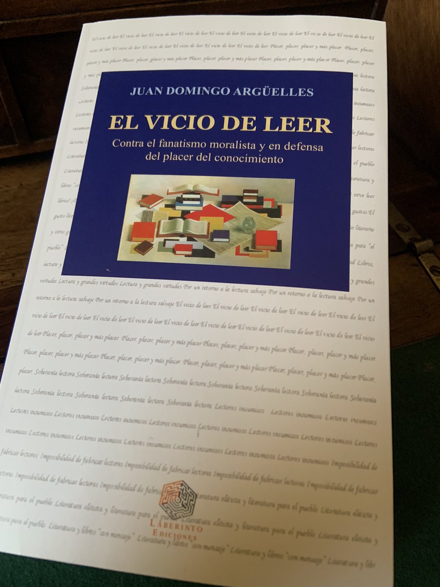 arroyo_raul's tweet photo. Para concluir el domingo, este libro de Juan Domingo Argüelles. Ed. #LaberintoEdiciones https://t.co/Gd4RuOcSI6
