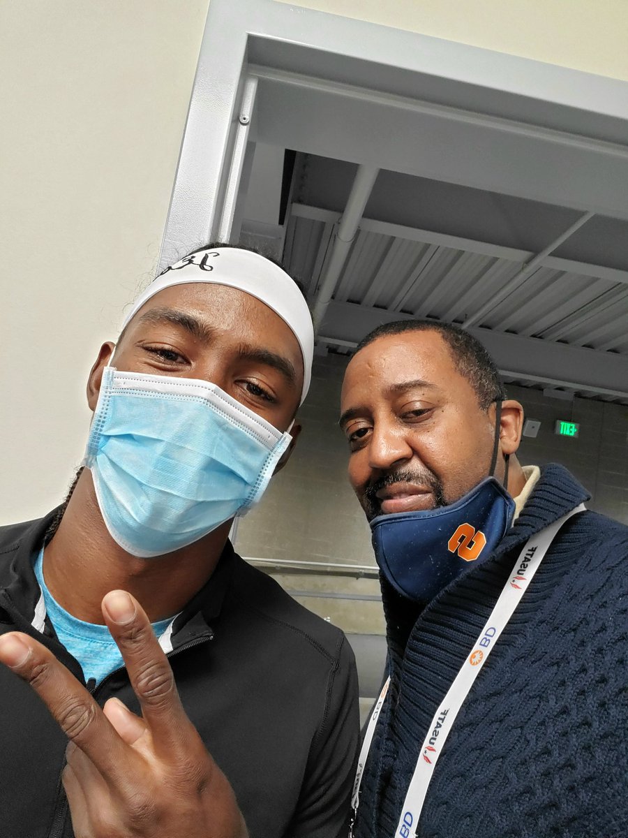 World Express tweet media