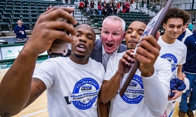 mylesthomas_10's tweet photo. Now we champions we beat them odds so impressively 
We was grinding Am we was hustling we don’t neva sleep 
2X CCIW CHAMP💍💍 #NOTFINISHED 
#LLBABY4
#LONGLIVEWAVY https://t.co/VTzwQCERn0