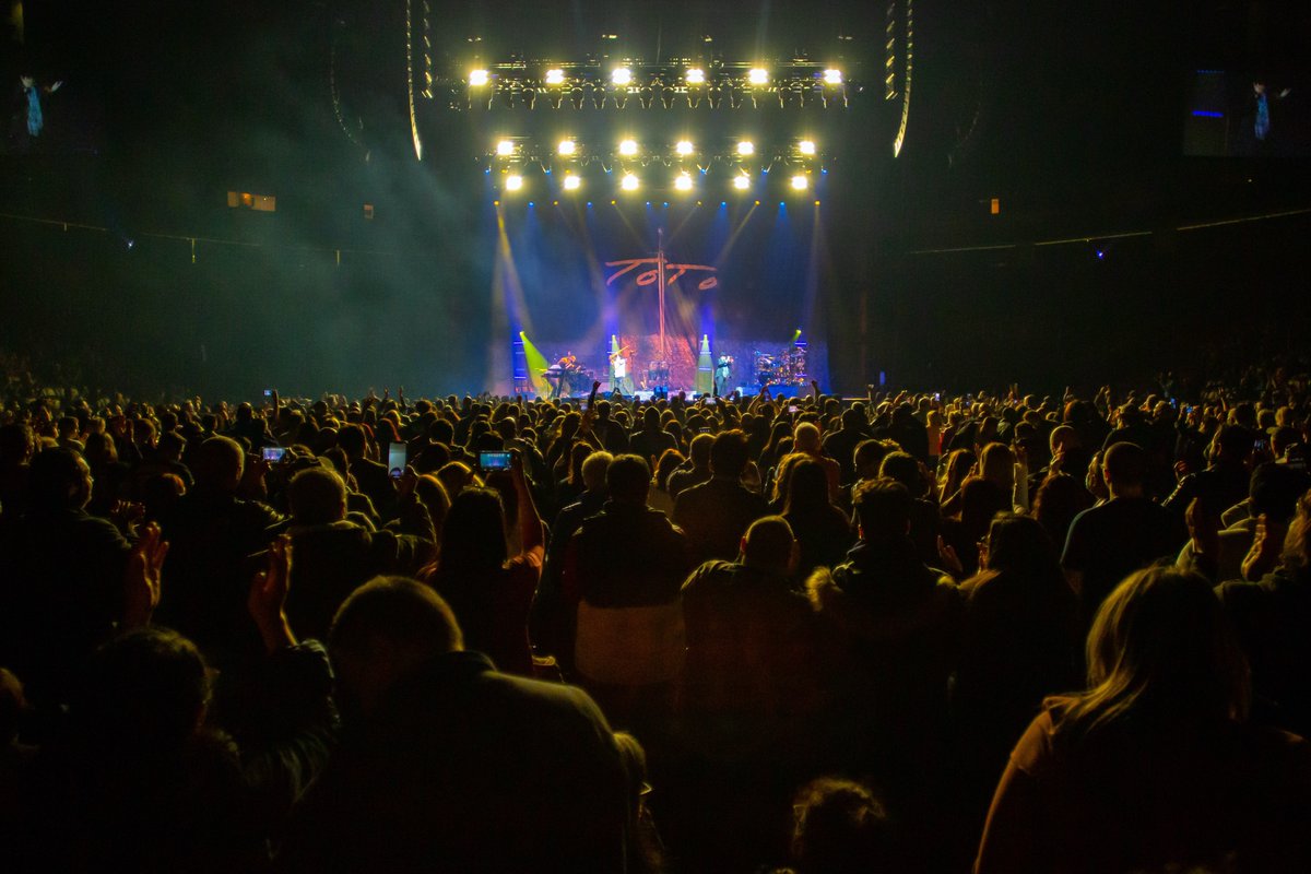 PruCenter's tweet photo. A knockout performance from the one and only Toto (@toto99com)! https://t.co/bUZDAR2pVX