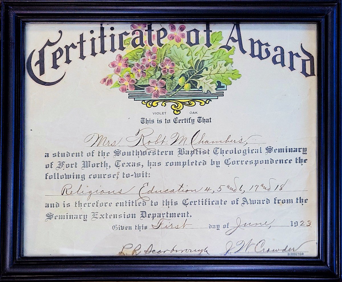 gordonfort's tweet photo. @AdamGreenway the grandmother of the worship leader at Meadowbrook church Redmond, Wa received this certificate from SWBTS extension department in 1923. Signed by LR Scarborough. https://t.co/eVy8RGuMK3
