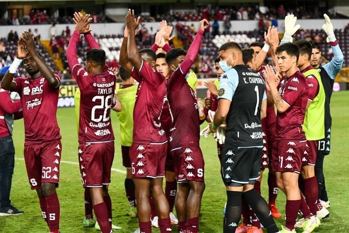 Buen juego hoy, pero tenemos claro en lo que hay que seguir trabajando y mejorar. Siempre queremos más, siempre juntos 💜⚽️🙏🏽 #VamosSaprissa #saprissa #DG8 #contodo