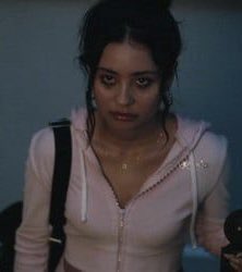 lvslyg's tweet photo. 20 more min ladies!! #EuphoriaHBOMax #EuphoriaDay https://t.co/sGVoqs1eeB