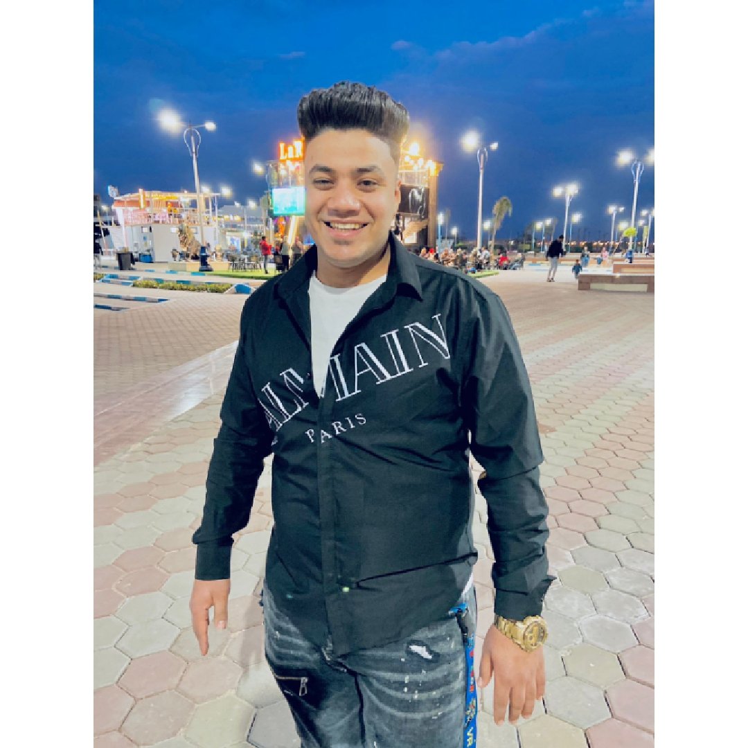 *نعيششش مهمما نعيششش ان حححد يششغلناآا ممفيششش..🔥👅🔞