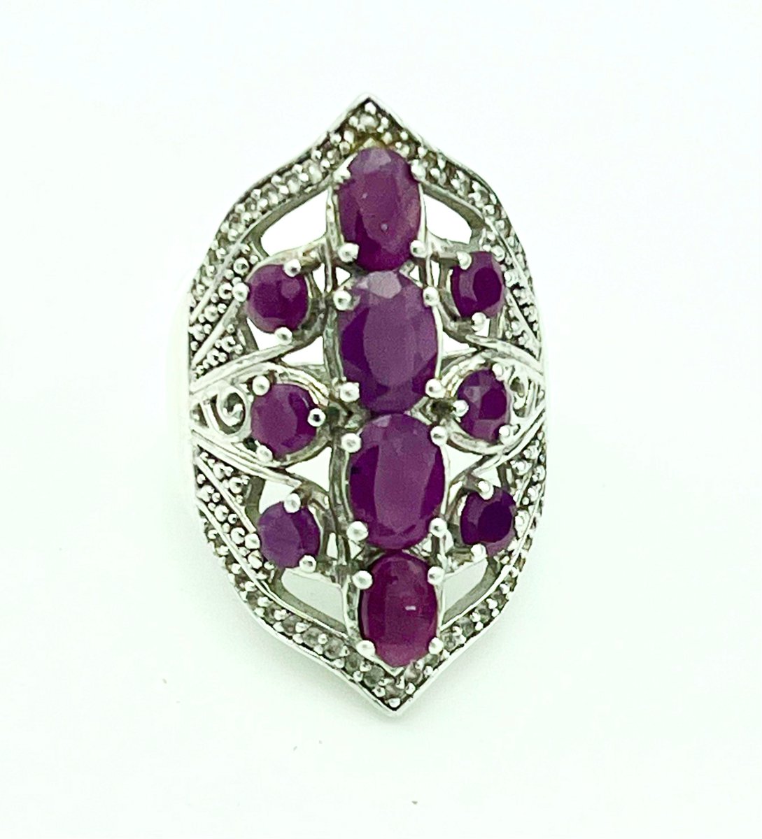 serendipitytrea's tweet photo. Excited to share the latest addition to my #etsy shop: Ruby Sterling ring red Ruby Gemstone size 6 Boho long Silver setting https://t.co/v16aNXPxNJ #red #silver #ruby #bohoring #sterlingsilver925 #redgemstonering #size6ring #serendiitytreasure #sterlingring https://t.co/2KTi4tf2Z7