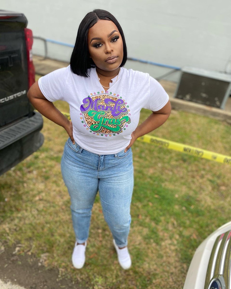 crownrayyy's tweet photo. MARDI GRAS💚💜💛 https://t.co/Na8eWLRui5