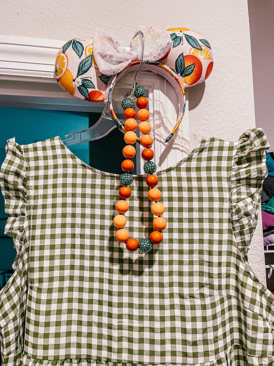 Putting together an outfit for the upcoming Flower and Garden festival. I’m in love with these Citrus ears from <a href="/PoisonAppleCo/">Mary Seller</a> 🍊