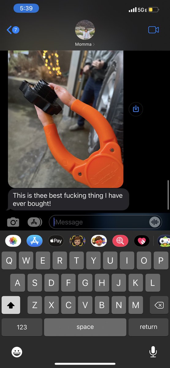 hannahbeauch's tweet photo. I told my mom I lost my oil cap and this is what she sends me https://t.co/JYiZMvLUxU