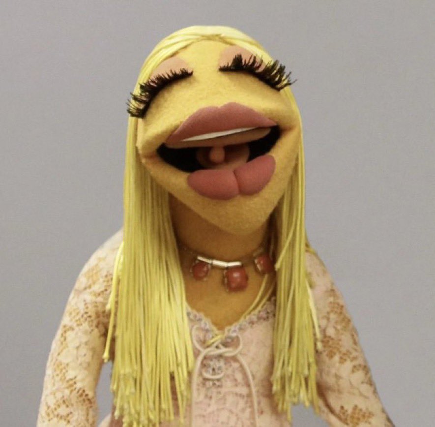 Faye my girl now #EUPHORIA