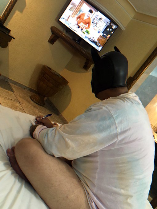 bitch just nutted on me and started taking notes to a food show ?

#puppyplay https://t.co/xEPGEn42v