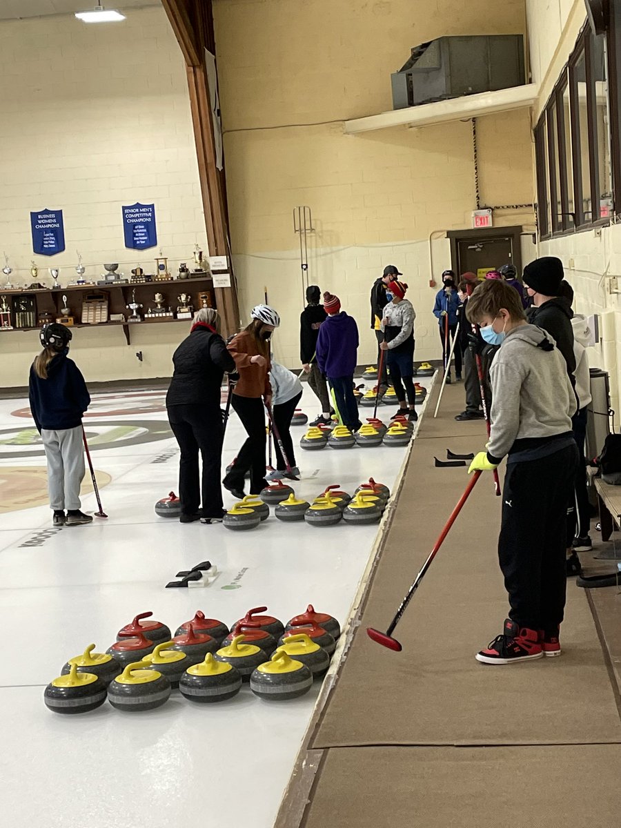 Our junior program is packed these days! Lots of great options for #niagara #kids to be #active!