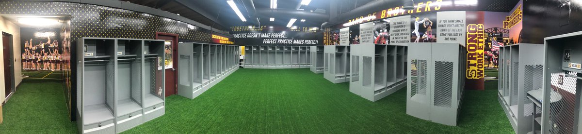 SWAT_805's tweet image. We understood the assignment. This weight room and locker room sets us apart from all the rest. WE are piONEErs. @coachjb21 @AurandBlueprint @svhspioneers @simi_football #topshelf