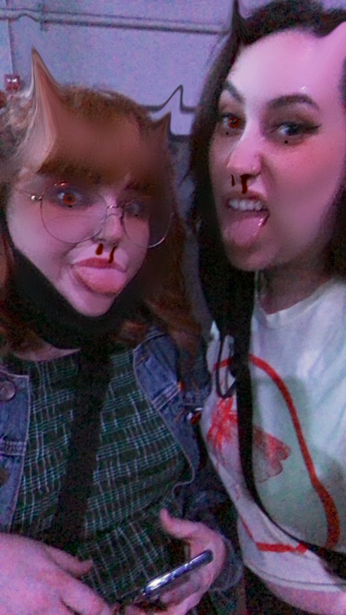 httwpod's tweet photo. We out here! Come say hi and grab some How To Talk To Your Friend About Wrestling stickers!
#prestigerise #httwpod
@CountOutPod https://t.co/XAImuKyU1s